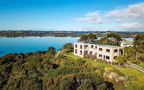 Inlet Quarters View - Doves Bay Holiday Home
